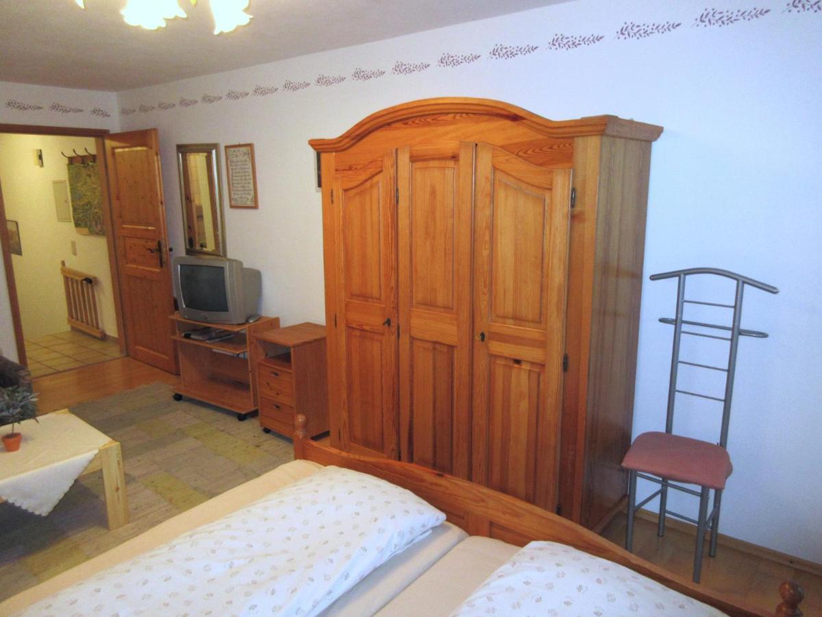 Вилла Lohnerhof Kirchanschoring Номер фото